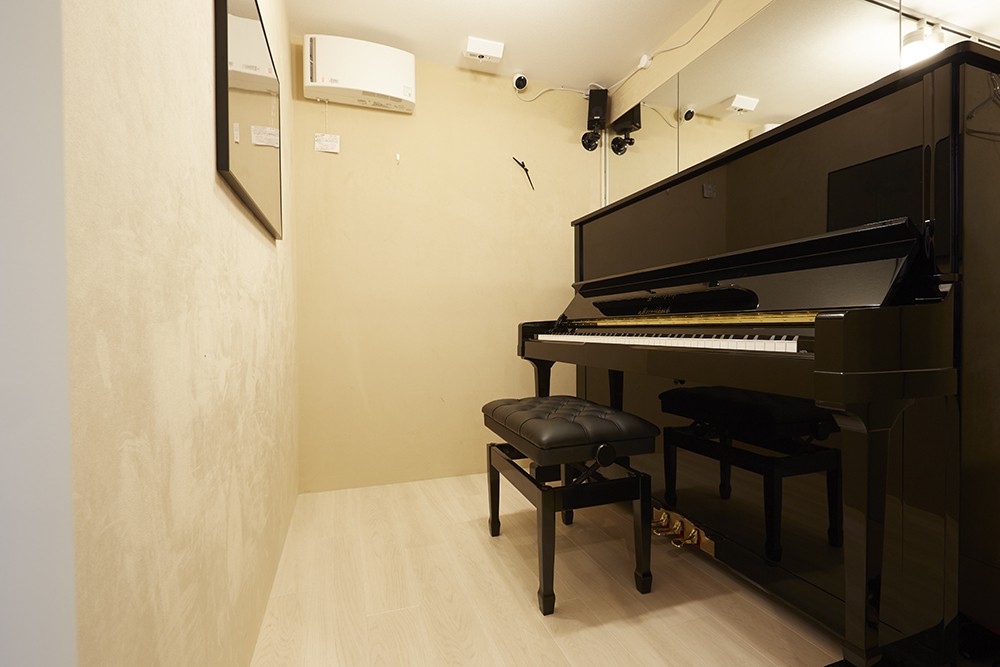 ピアノルーム