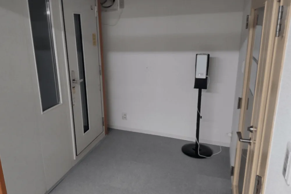 スタジオの入口