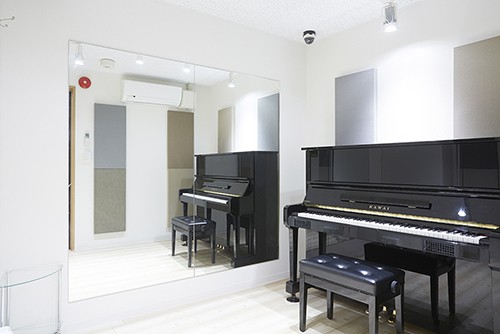 ピアノルーム
