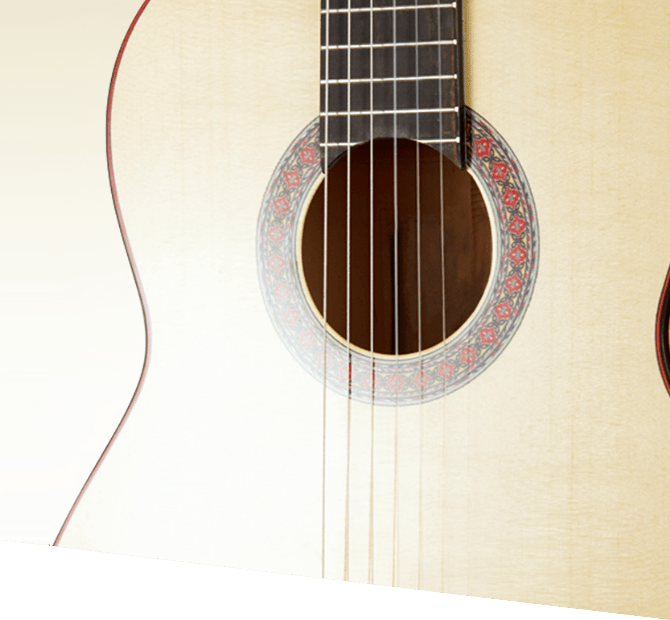 艶感ある木目の美しい表板